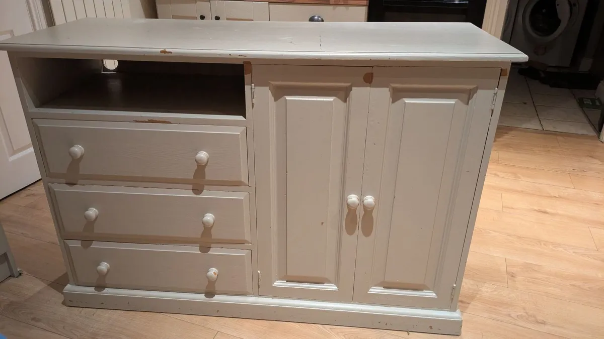 Pine dresser sideboard. - Image 2