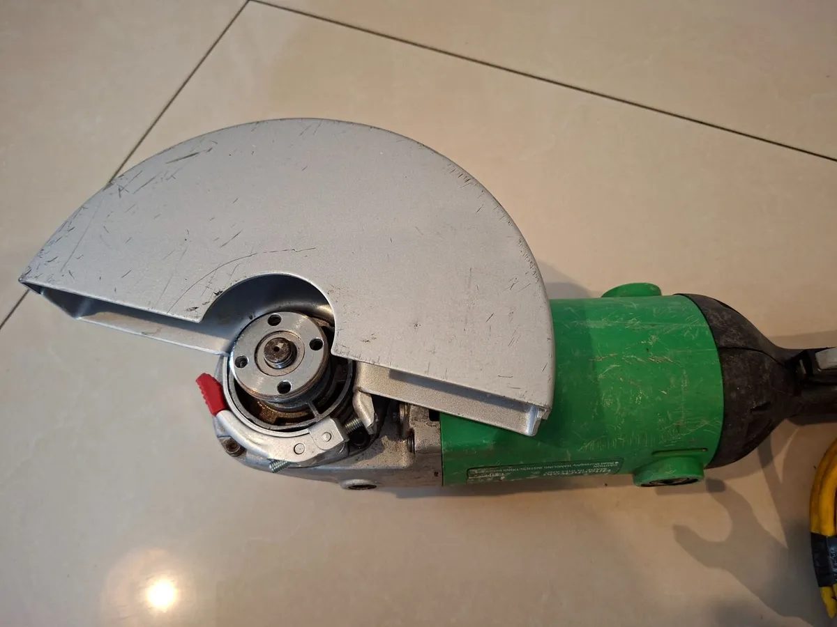 Hitachi G 23SF 230mm Angle Grinder 110v - Image 1