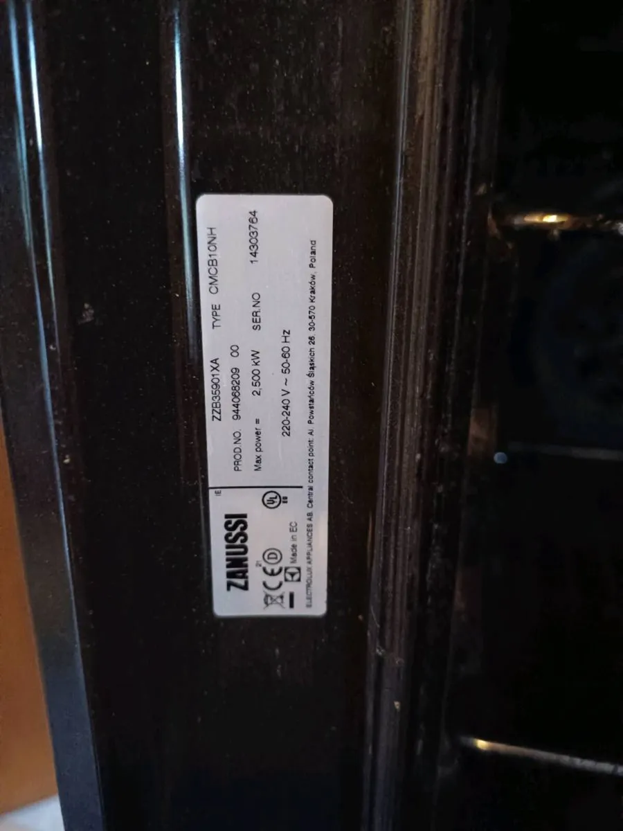 Zanussi oven excellent condition - Image 2