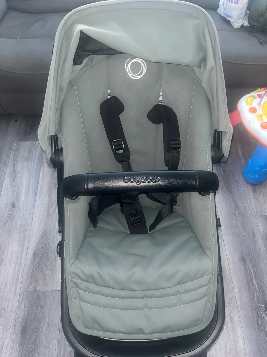 Pram - Image 2