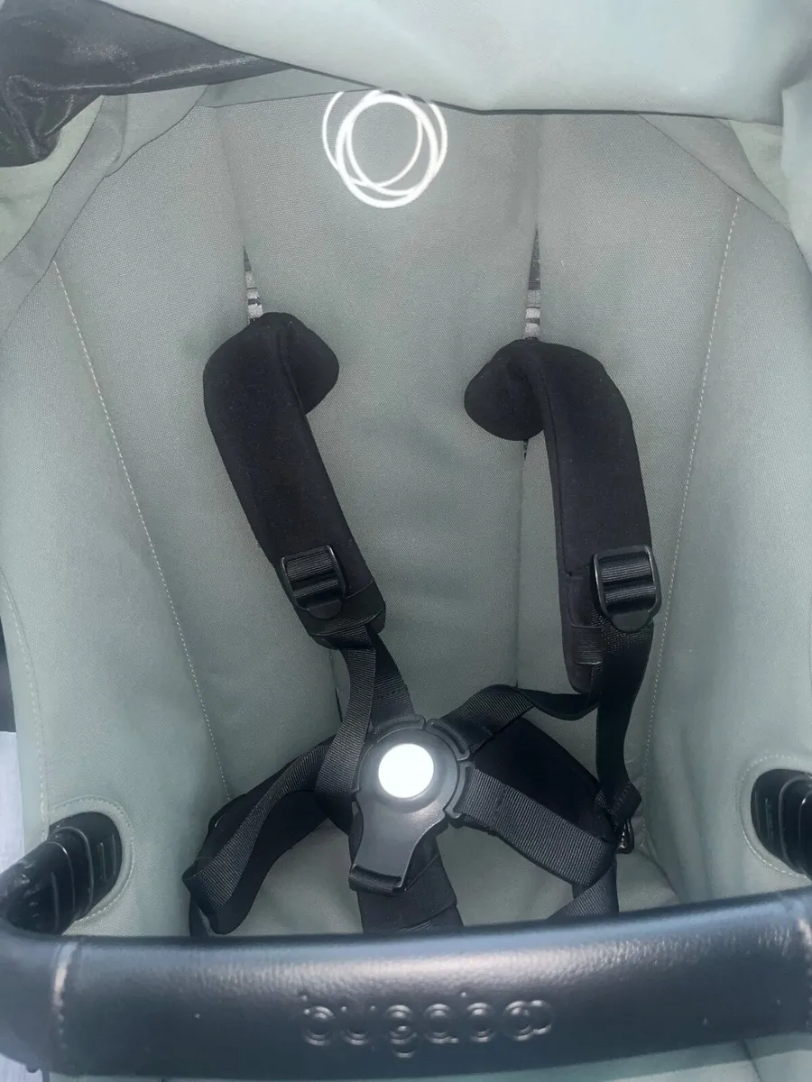 Pram - Image 3