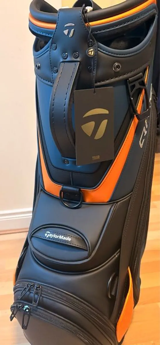 Taylormade Tour Staff  Qi4D bag - Image 2