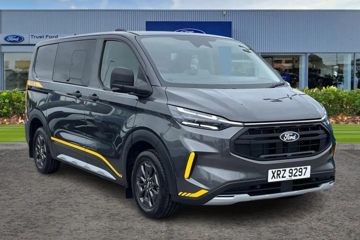 Ford Transit Custom 320 Trail AUTO L1 SWB Double C - Image 1