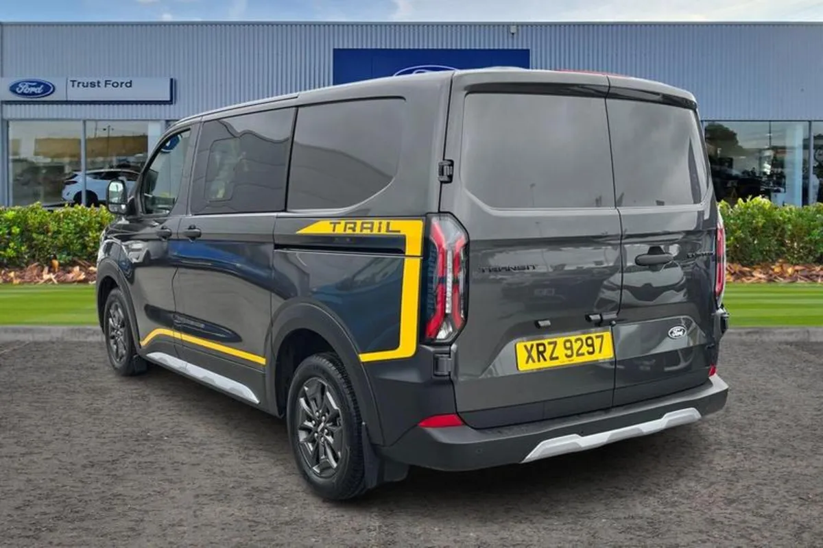 Ford Transit Custom 320 Trail AUTO L1 SWB Double C - Image 2