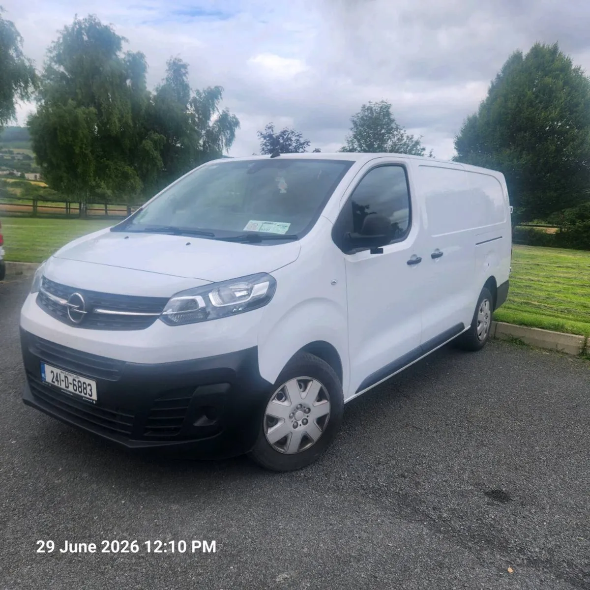Van - Image 1