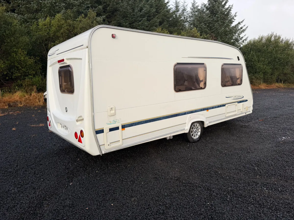 Sterling swift 520 caravan - Image 4