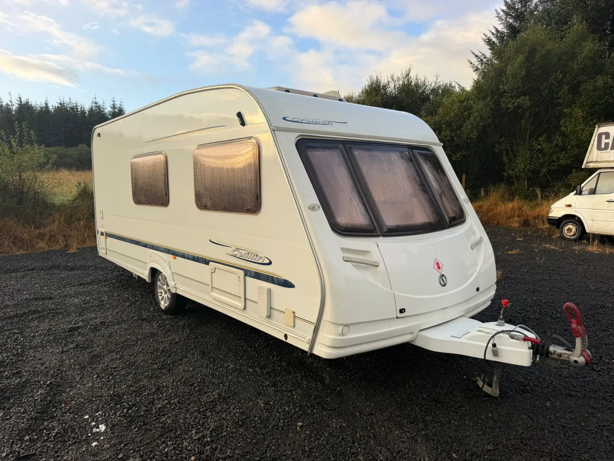 Sterling swift 520 caravan - Image 1