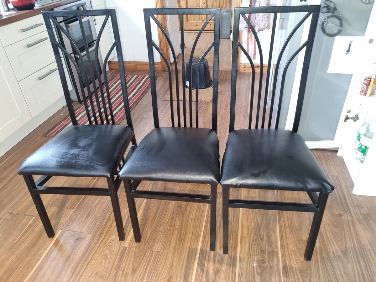 Dining table - Image 3