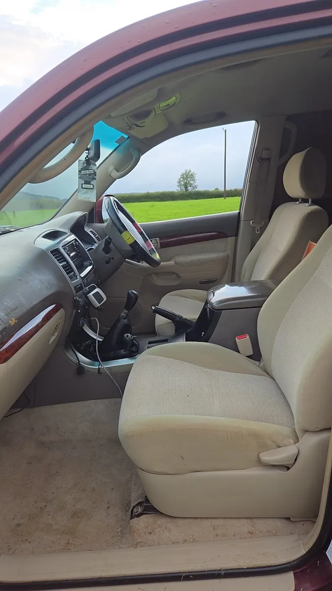 Toyota Landcruser - Image 4