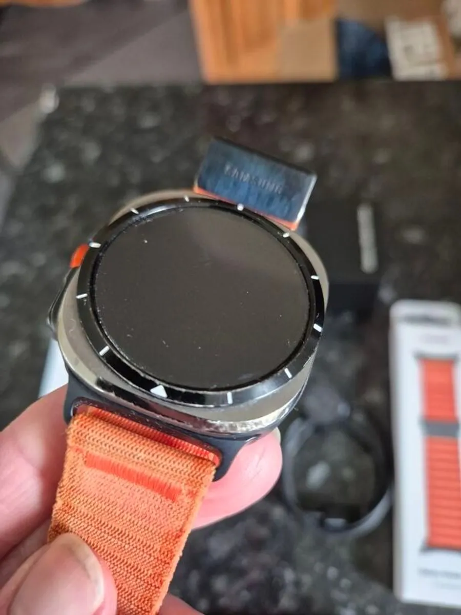 Samsung Galaxy Watch Ultra - Image 2