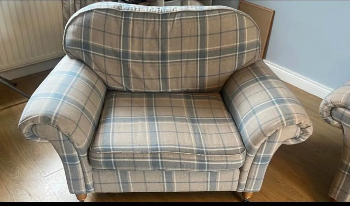 Laura Ashley Sofa Set - Image 3
