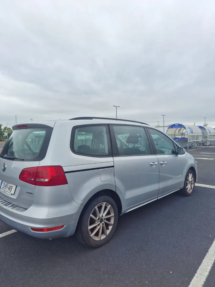 Volkswagen Sharan 2012 - Image 4