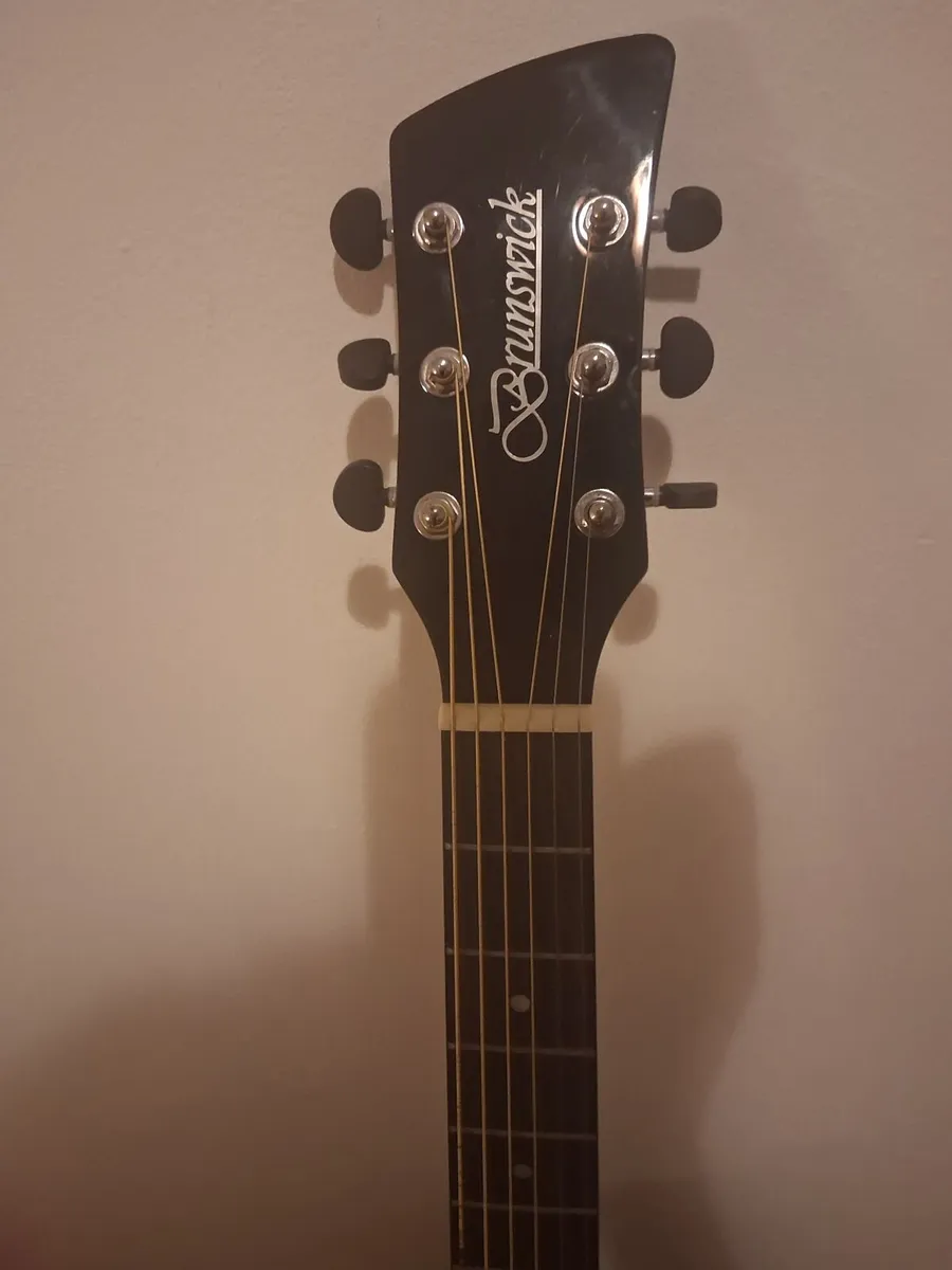Guitar - Image 3