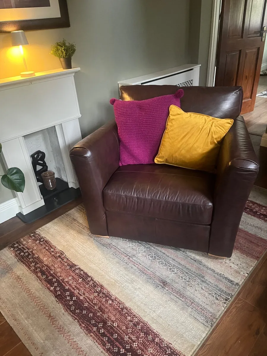 Leather armchair - Image 1