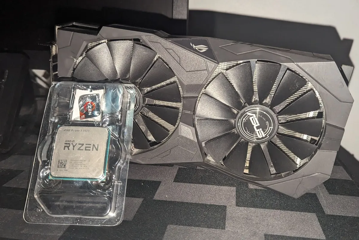 Ryzen 5 2600 + RX 570 4GB - Image 1