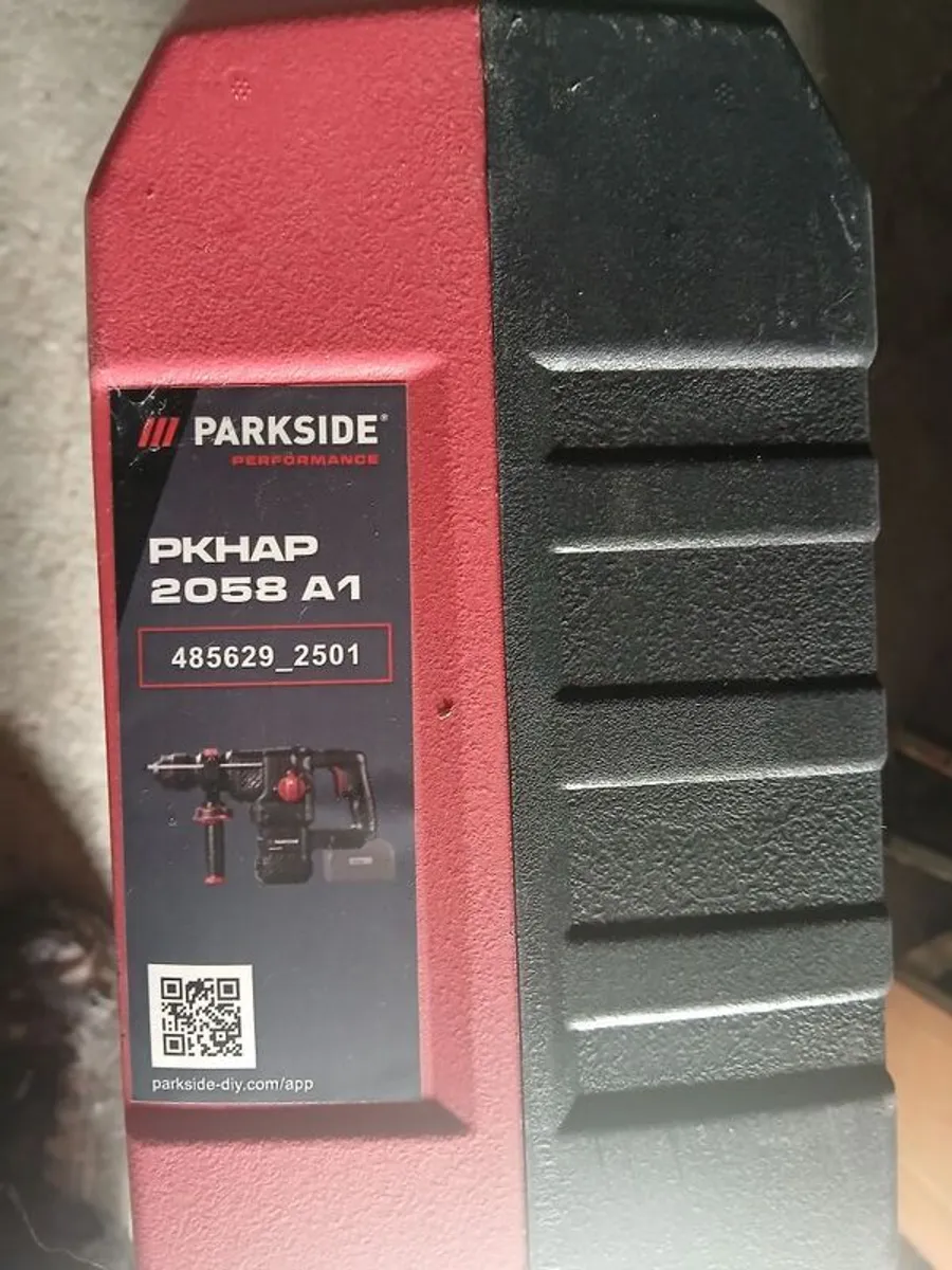 unwanted gift SDS hammer drill - Image 3