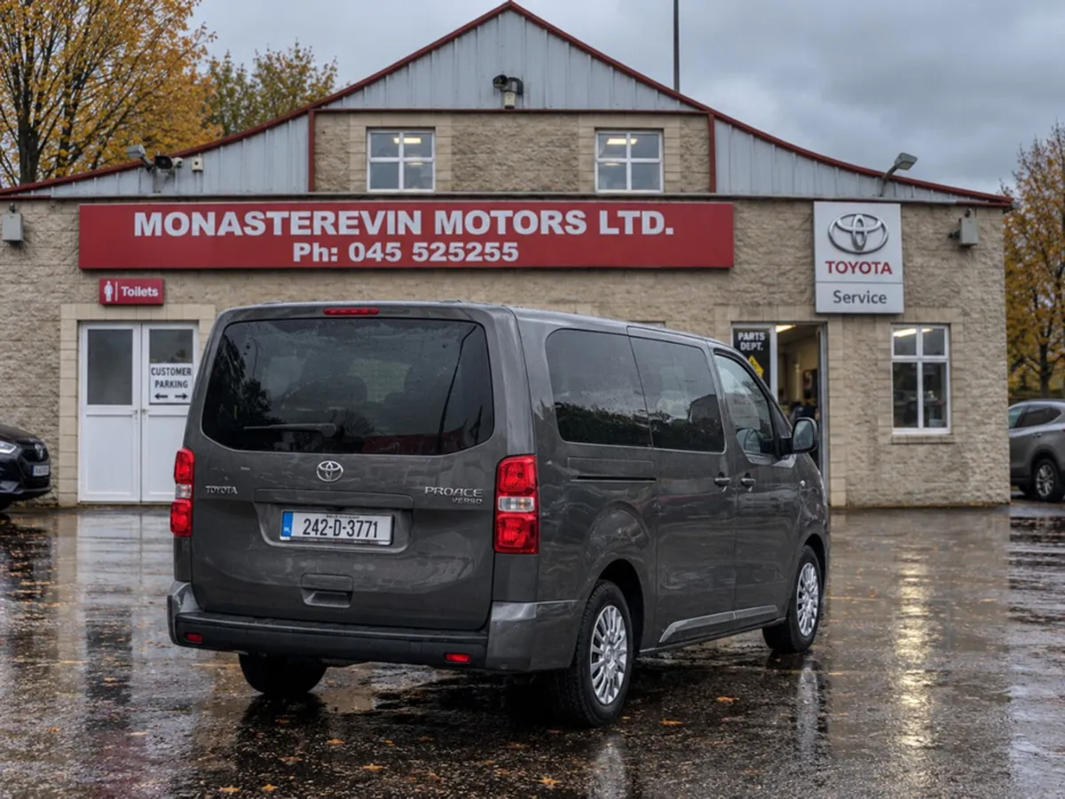 Toyota Proace *ORIGINAL IRISH CAR*  VERSO SHUTTLE - Image 2