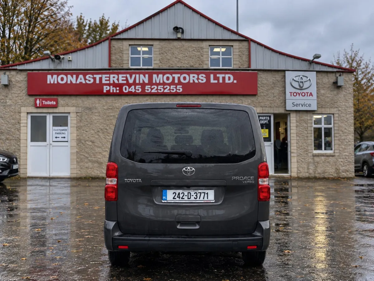 Toyota Proace *ORIGINAL IRISH CAR*  VERSO SHUTTLE - Image 4