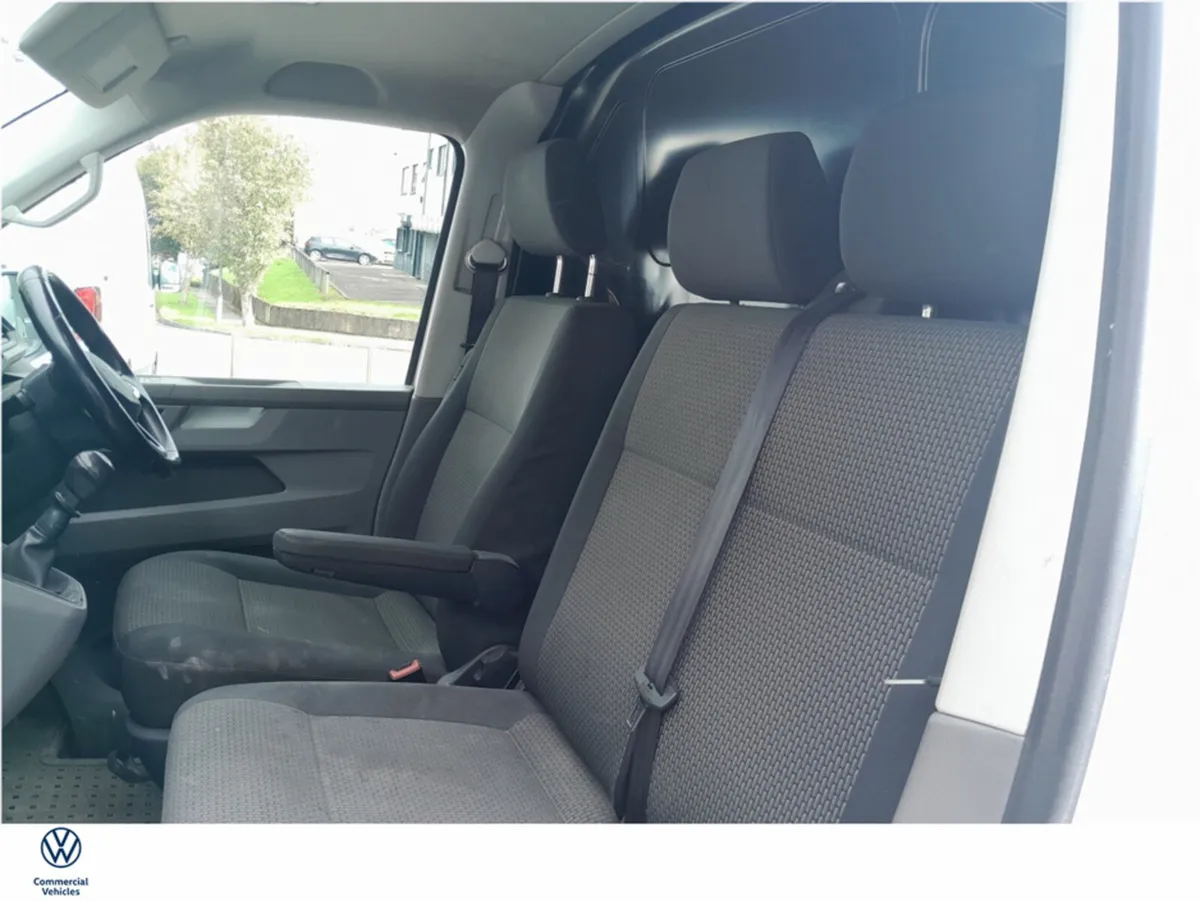 Volkswagen Transporter VAN 2.0TDI 110BHP LONG WHEE - Image 4