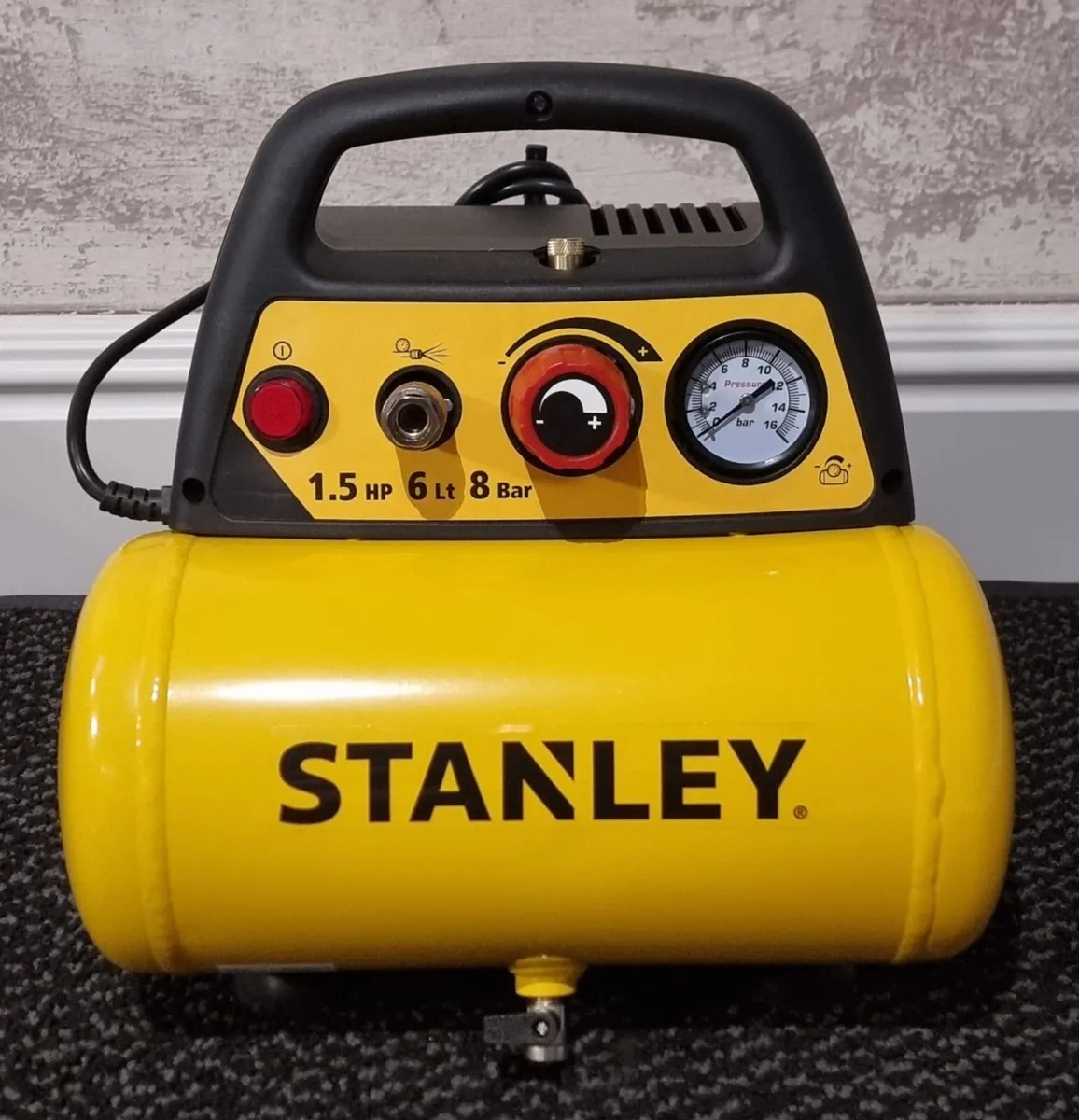 Stanley Portable Air Compressor DIY 6L - Image 4