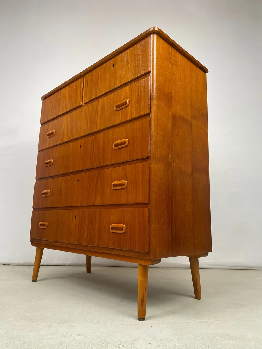 Mid Century Scandi Tallboy Chest of Drawers - Image 1