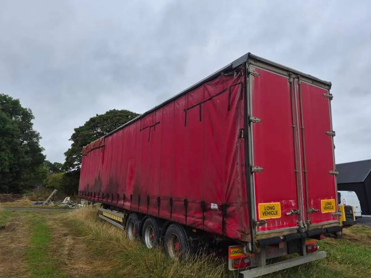 45ft Curtainsider Trailer for Storage - Image 1