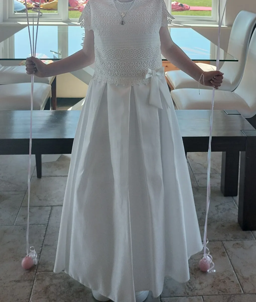 Communion dress - Image 1