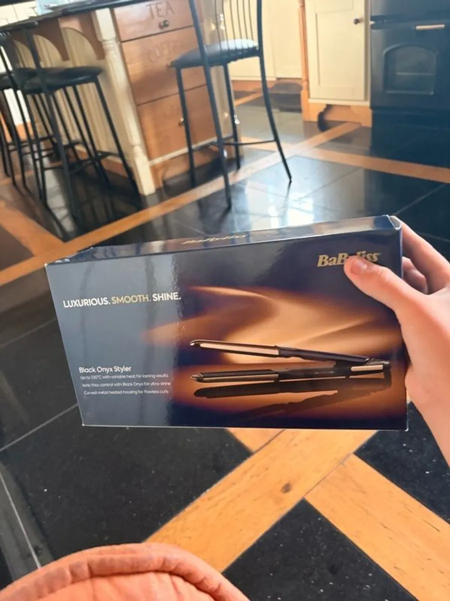 hair straightener - Image 1