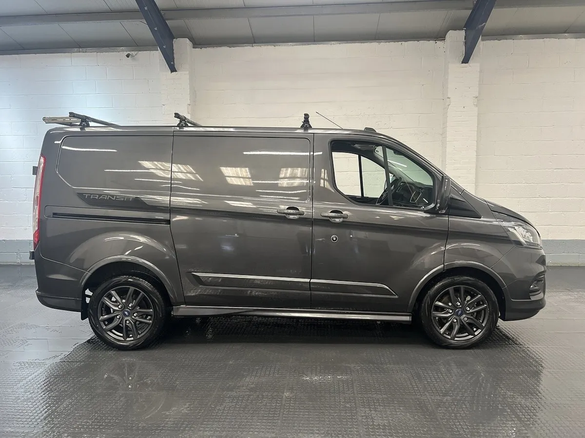 2022 Ford Transit Custom Panel Van - Image 1