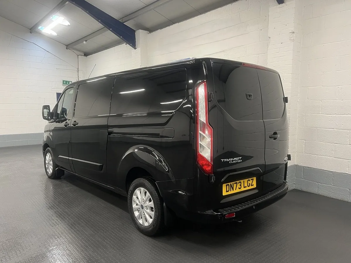 2023 Ford Transit Custom Panel Van - Image 4
