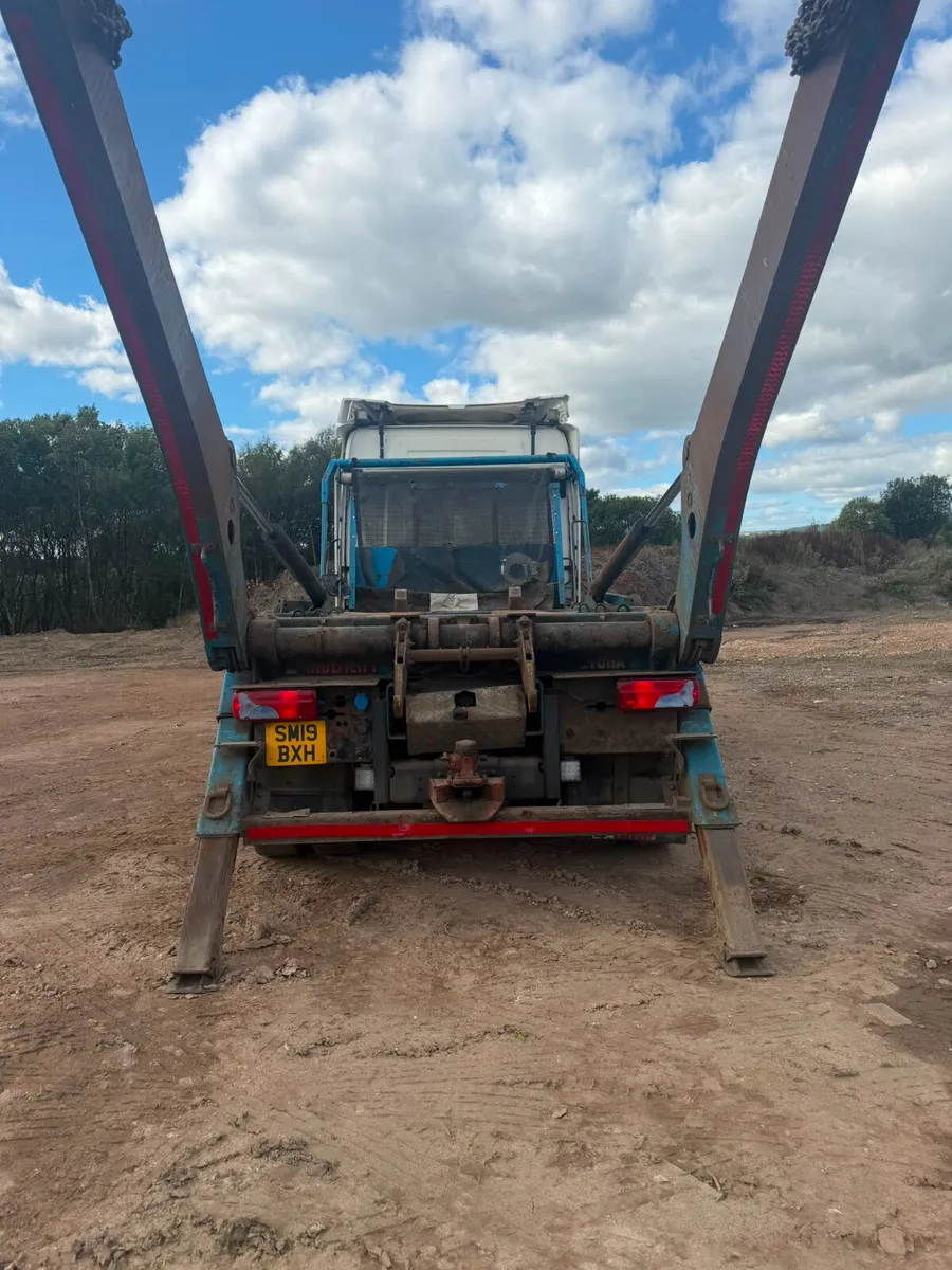 SCANIA SKIP LOADER  ( 2019 DRAW BAR SPEC ) - Image 3