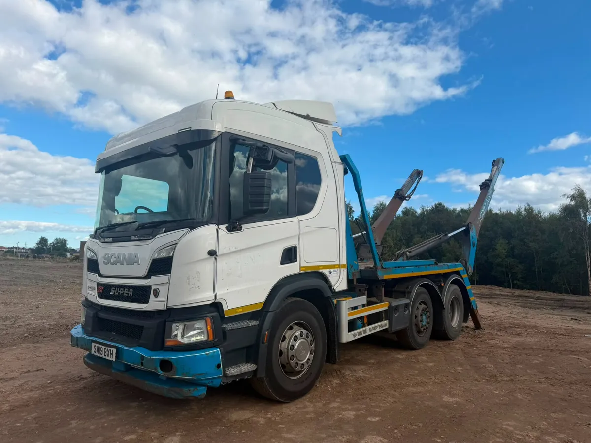 SCANIA SKIP LOADER  ( 2019 DRAW BAR SPEC ) - Image 2