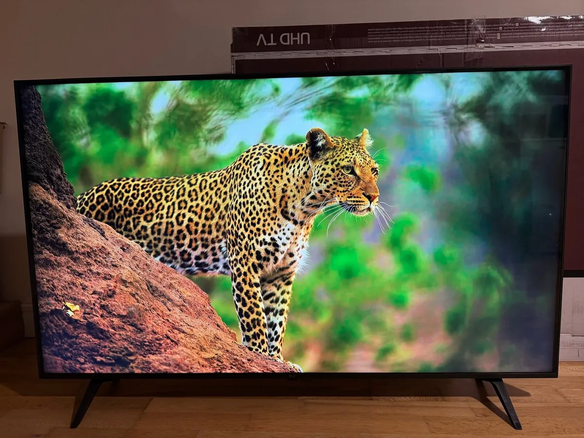 LG 55” 4K UHD HDR Smart TV – 55UP77006LB - Image 2