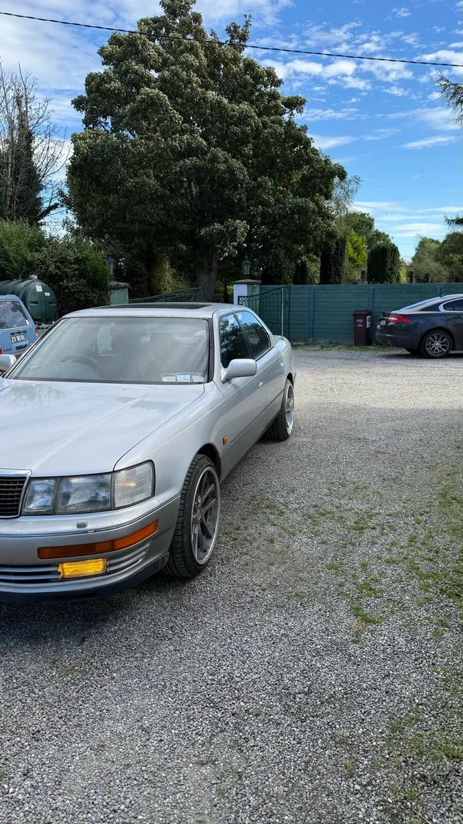 Lexus Ls400 - Image 3