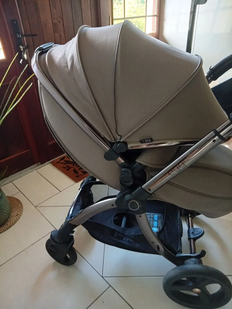 Egg3 Stroller Bundle – Mink – Excellent Condition - Image 3