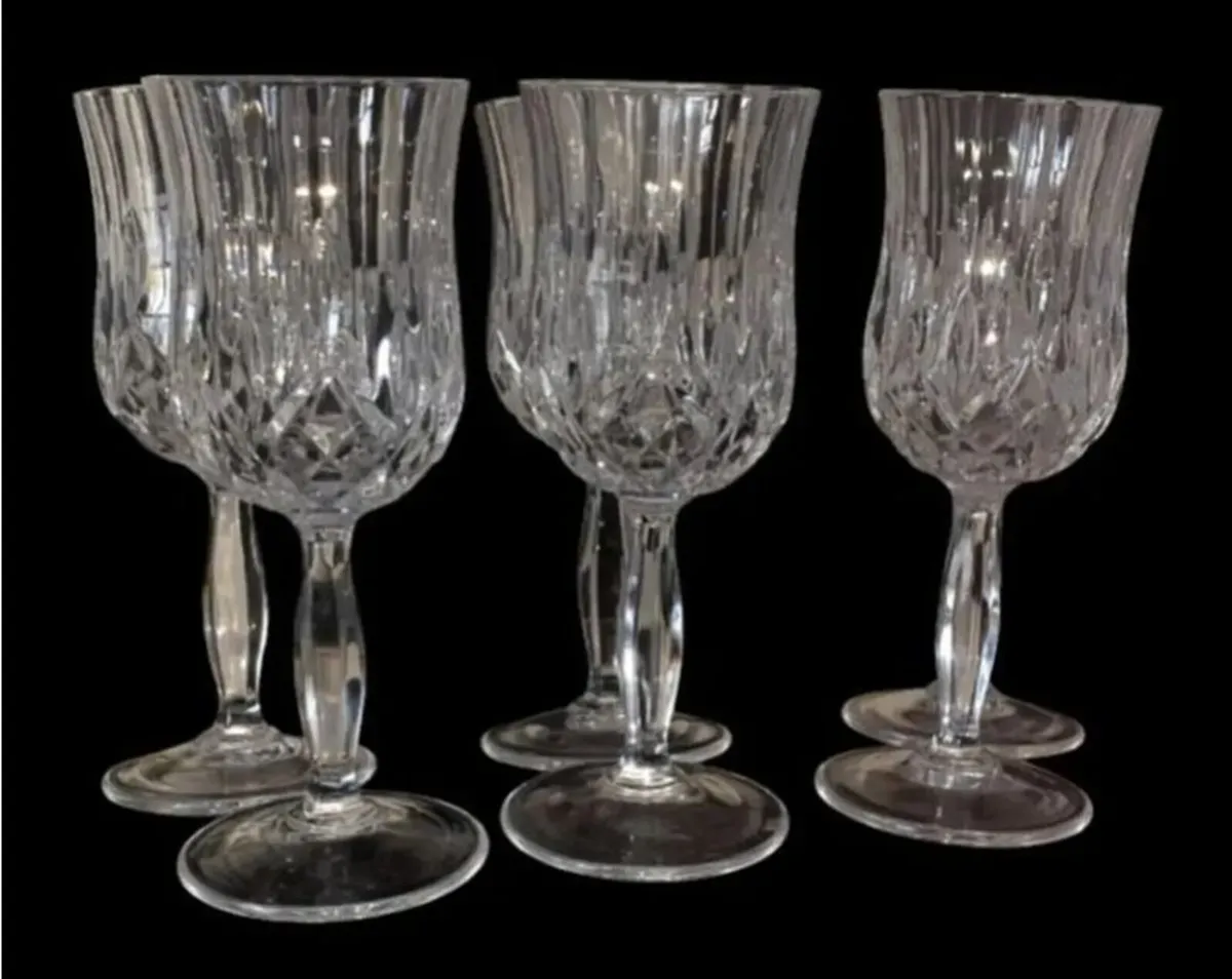 Pristine Unused Set of 6 RCR Opera Crystal Glasses - Image 1