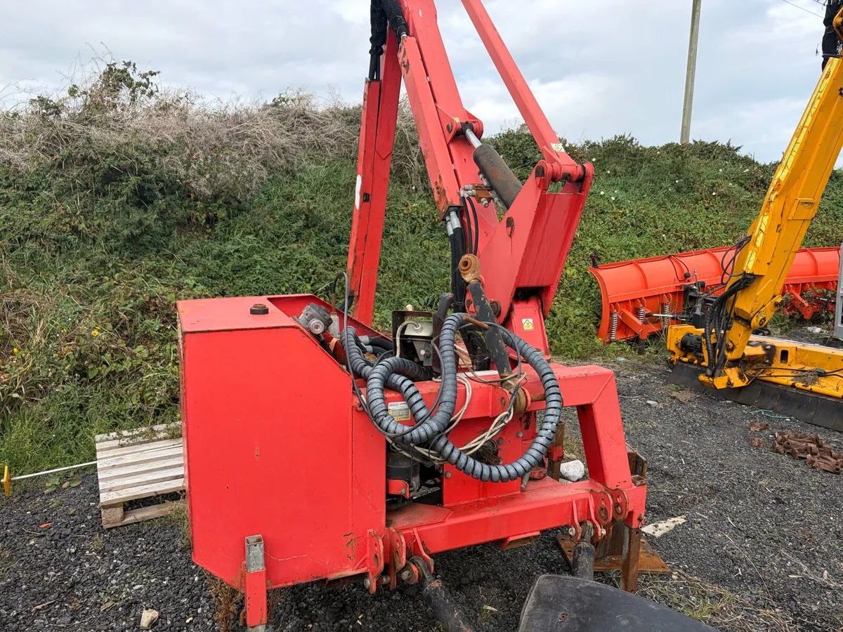 2011 Maschio Camilla Hedgecutter - Image 2