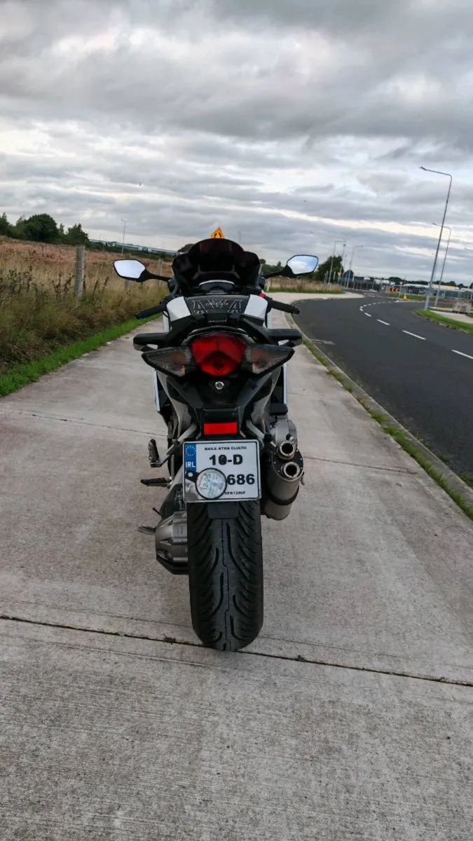 Honda Vfr1200 DCT Auto - Image 4