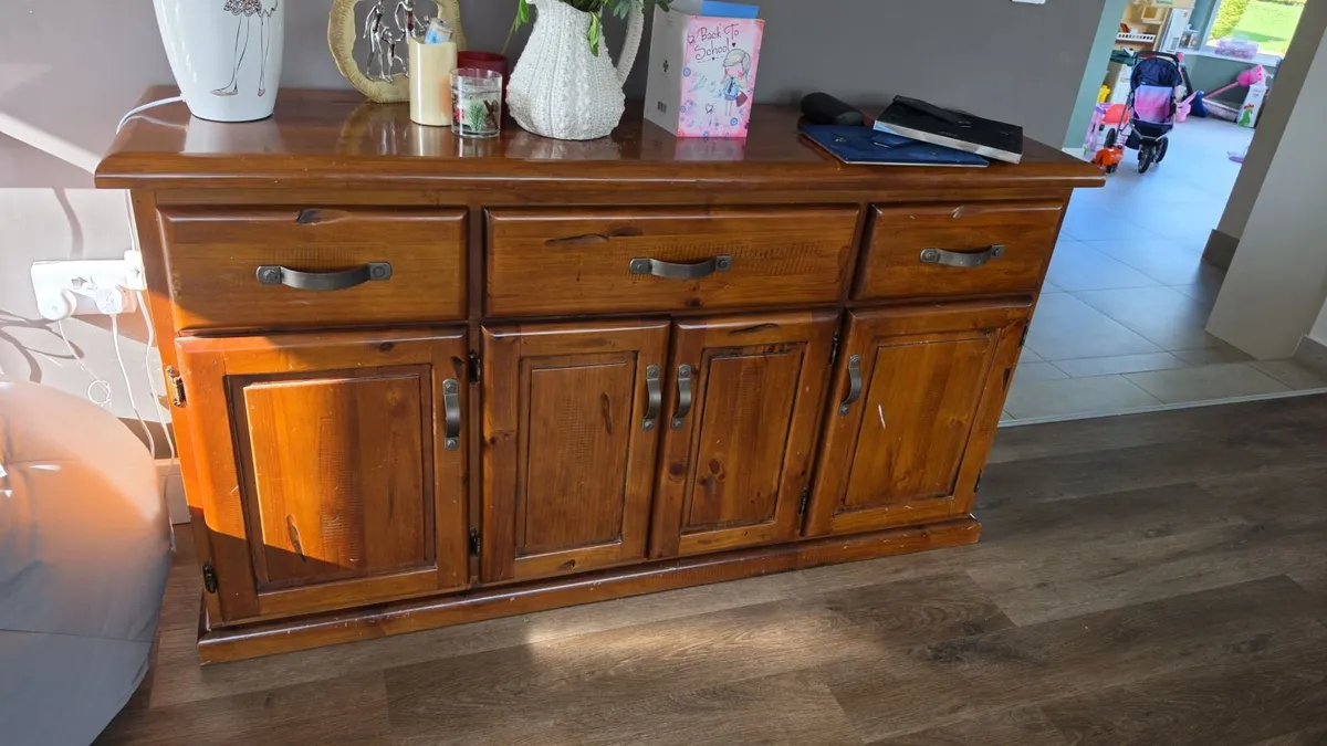 Sideboard - Image 3