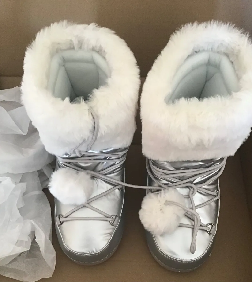 Ladies Snow Boots - Image 1