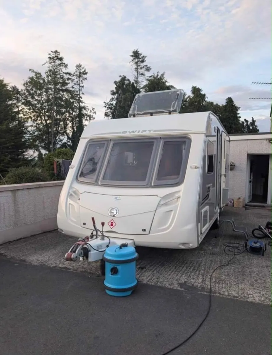 Swift Conqueror 2009 - Image 1