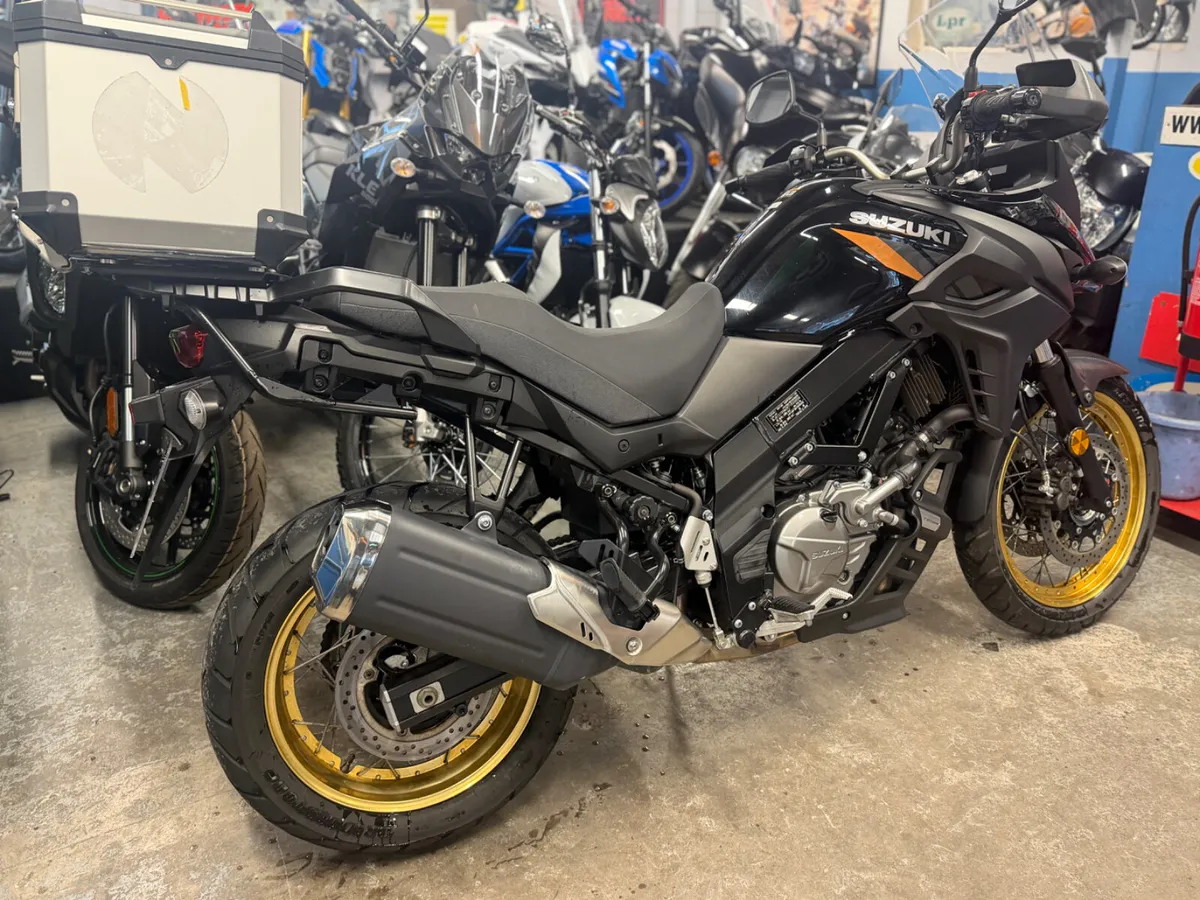 2024 Suzuki V-Strom DL650 - Image 3