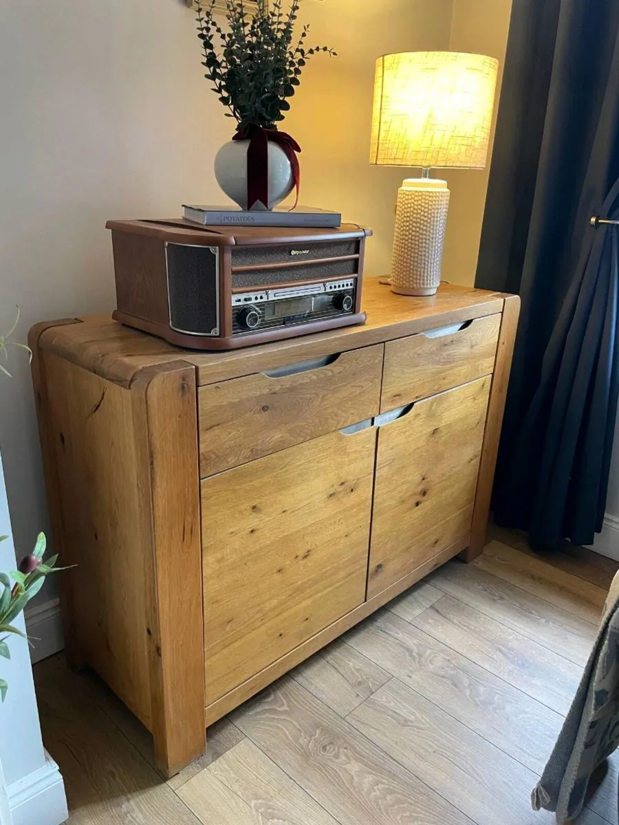 Living Room Set - Image 1