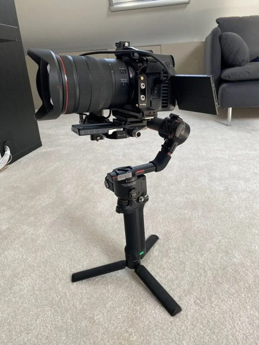 Canon r5c 8k raw cinema camera - Image 3