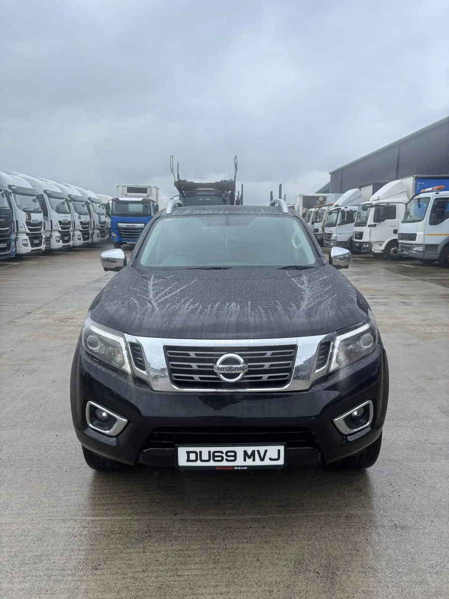 September 2019 Nissan Navara Tekna DCi 2.3d - Image 2