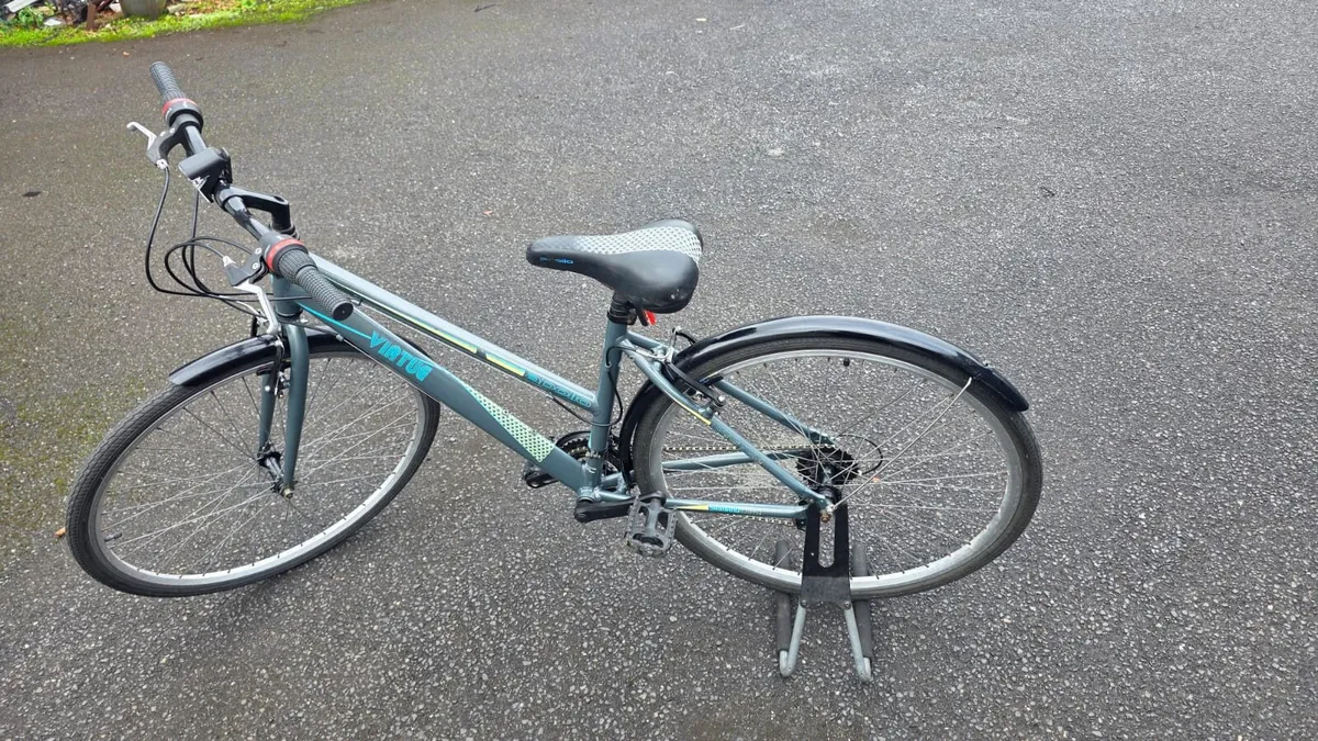 28” Alloy Hybrid Bike – 18” Frame – €150 - Image 2