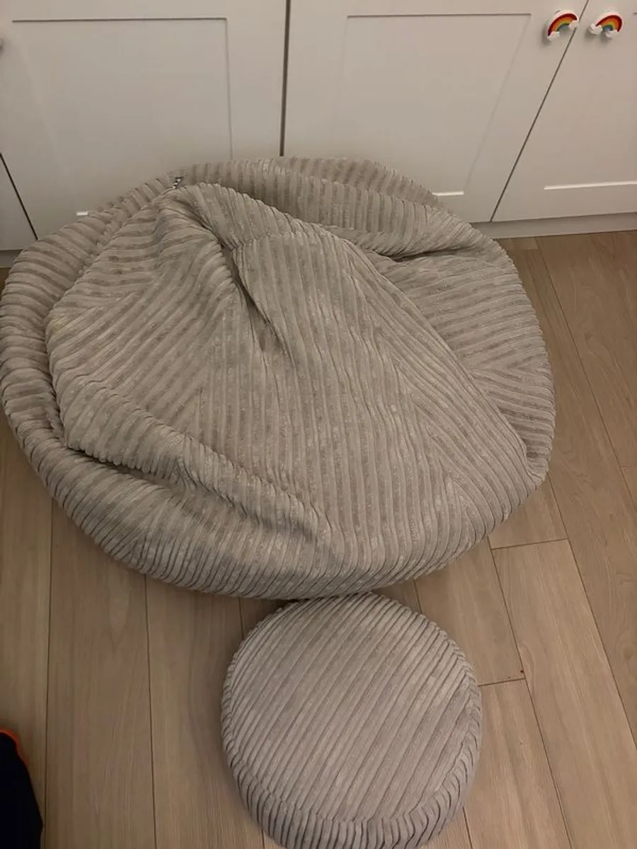 bean bag - Image 1