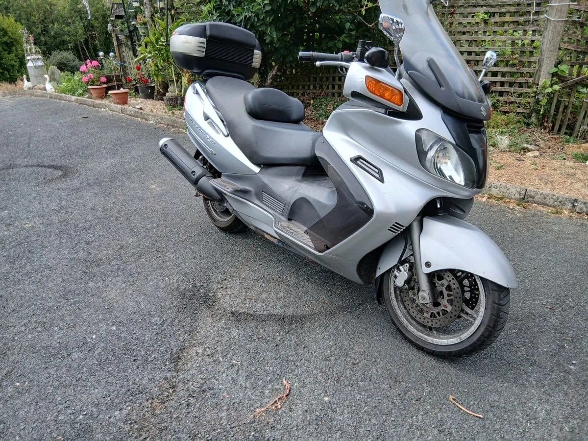 Burgman 650 Scooter - Image 3