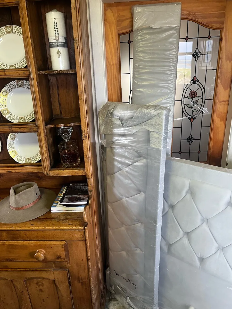 NEW UNOPENED BED - Image 3