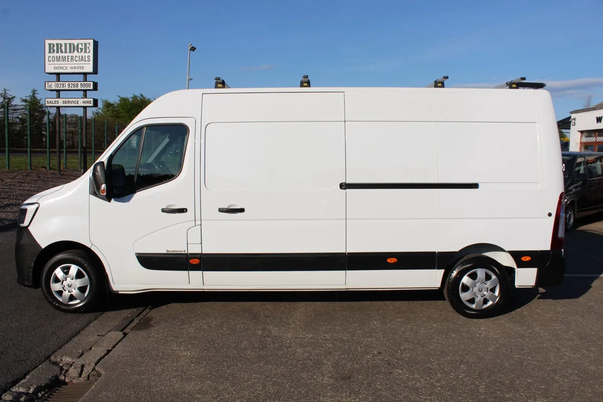 2023 Renault Master LM35 Business+ - Image 3